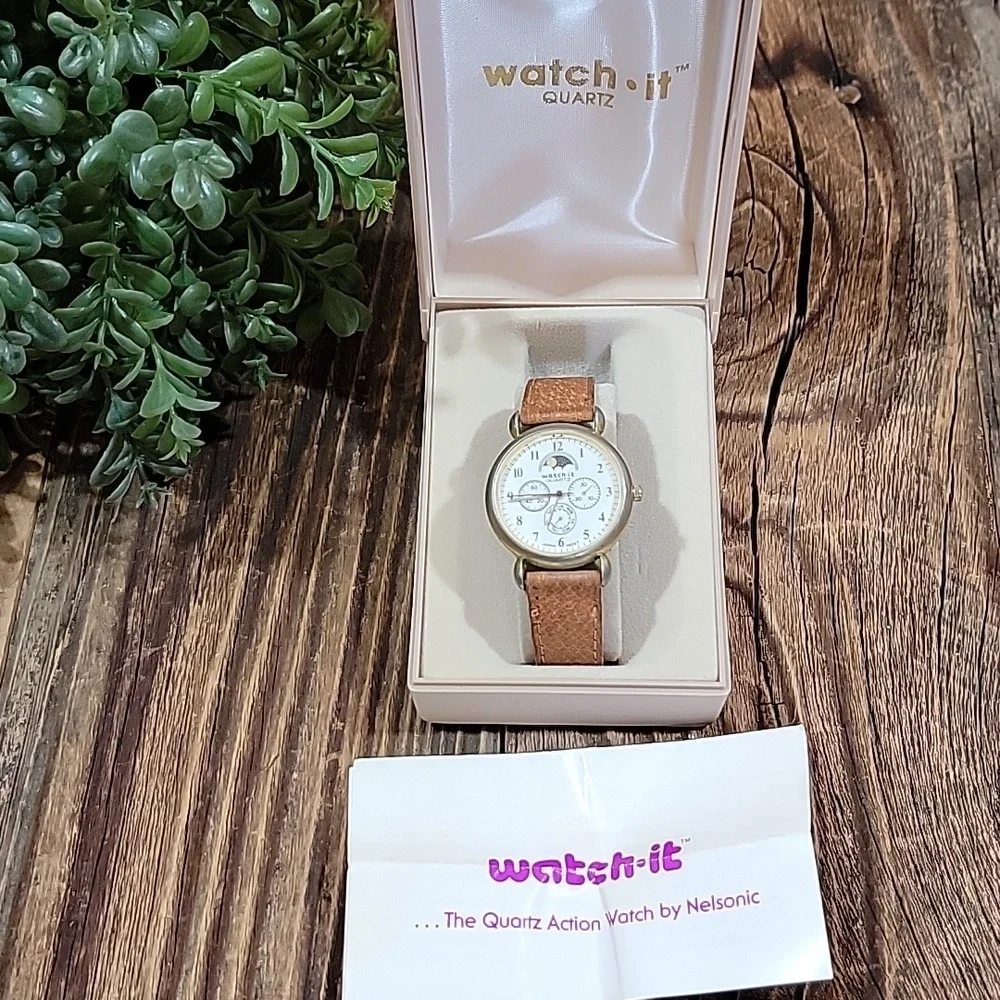 Vintage 80s Watch-it Moon Watch - Picture 7 of 8